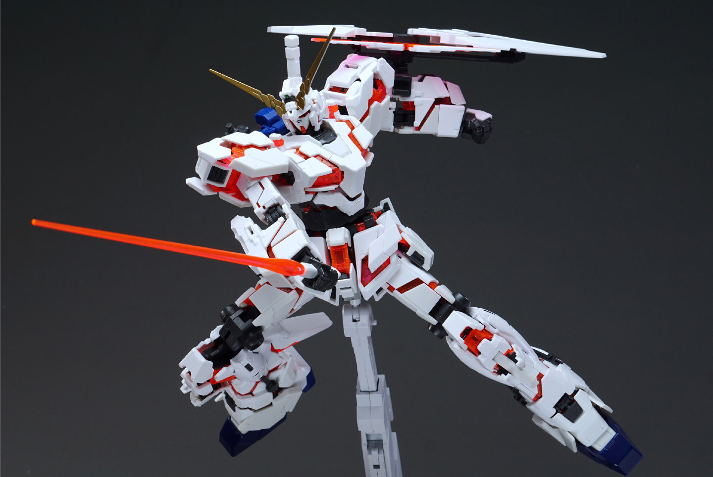 Unicorn Gundam Model kits